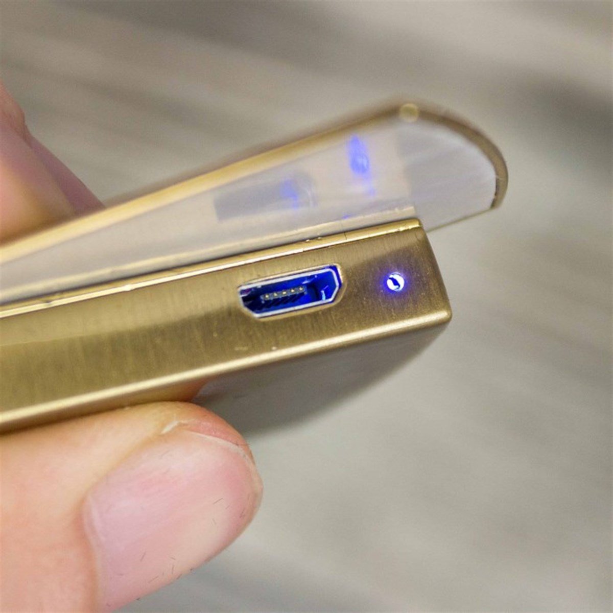 İsme Özel Usb Şarjlı Rezistanslı​ Metal Çakmak Altın Rengi