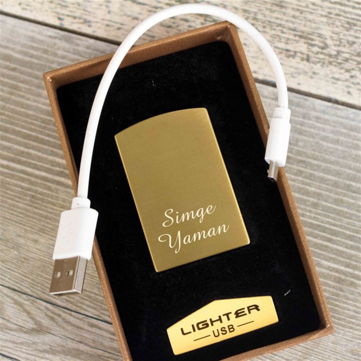 İsme Özel Usb Şarjlı Rezistanslı​ Metal Çakmak Altın Rengi