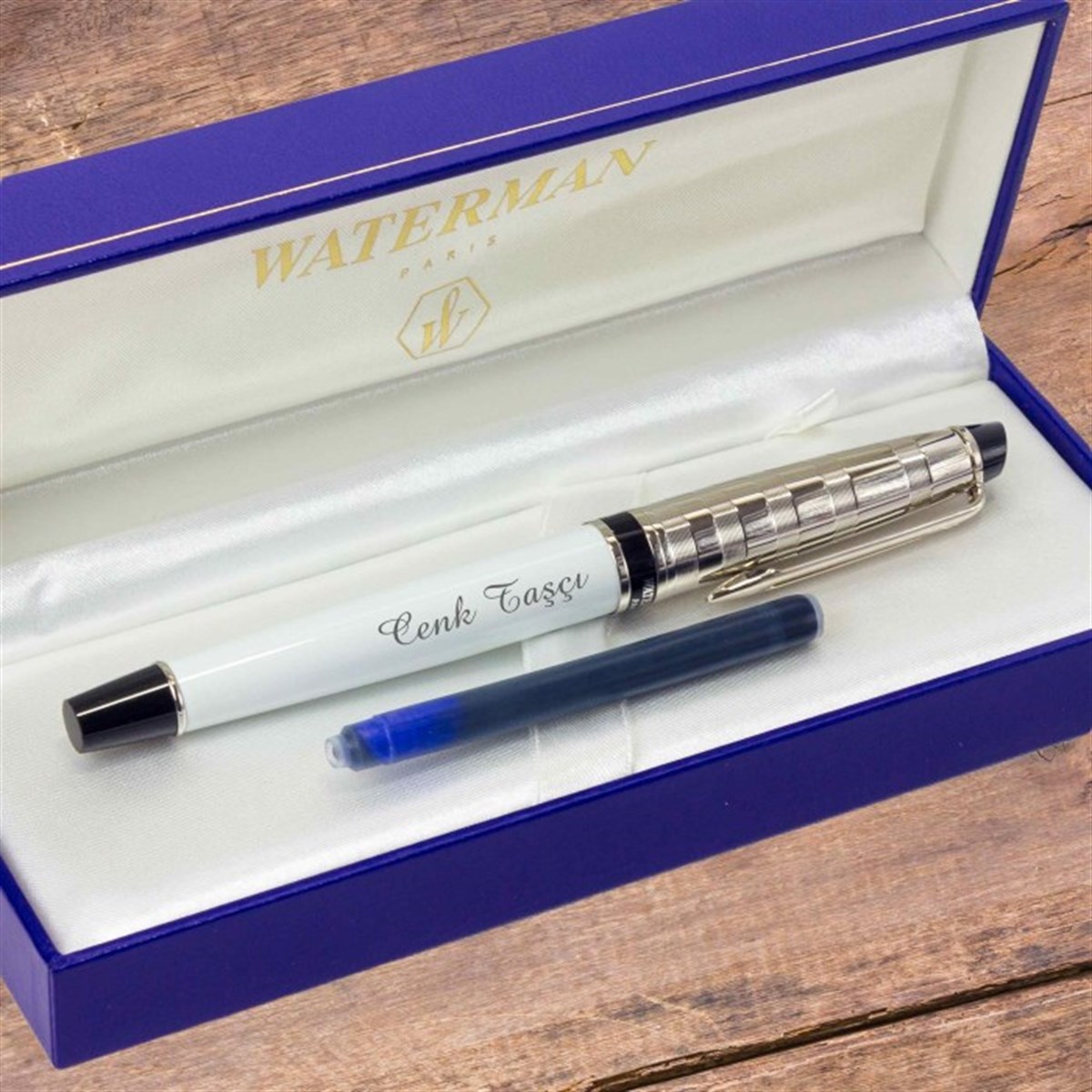 İsme Özel Waterman Metal Exclusive Dolma Kalem Beyaz