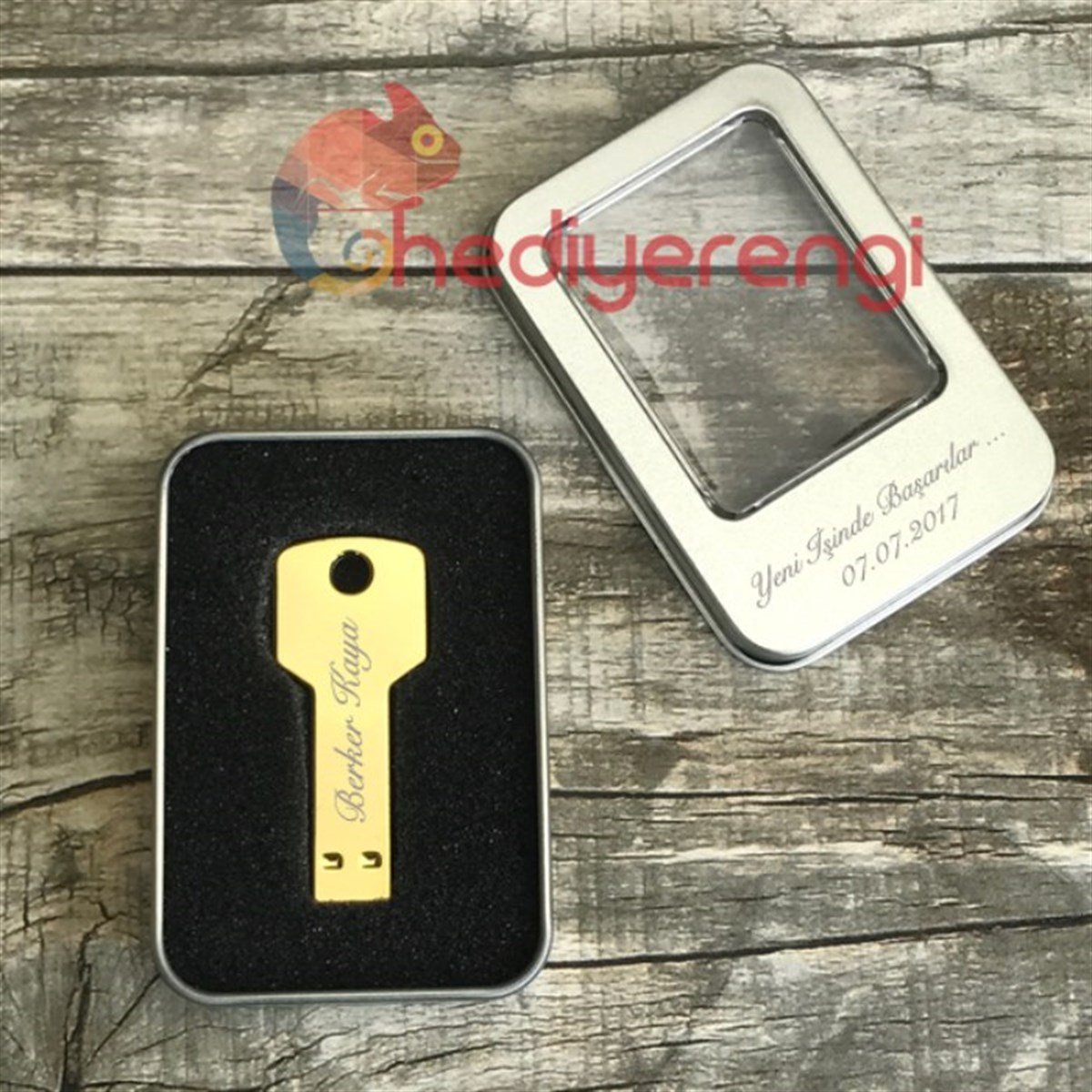 Kişiye Özel Anahtar Tasarımlı Metal Usb Bellek 8 Gb Sarı