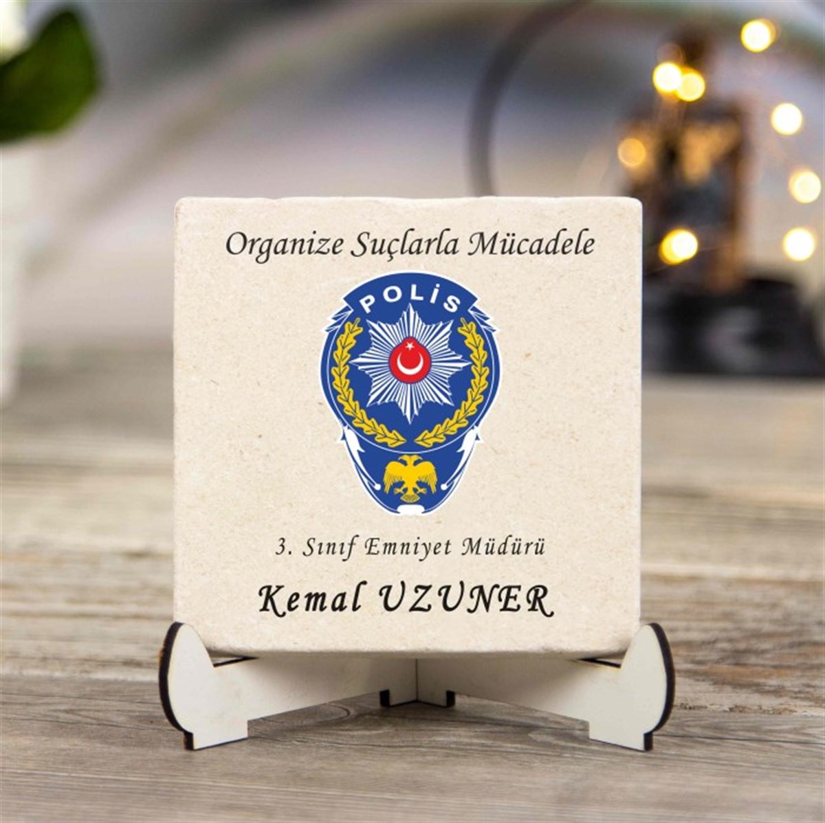 Kişiye Özel Baskılı Ahşap Stantlı İsimlik Kare Taş - Polis