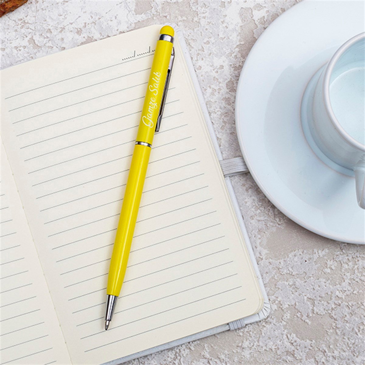 Kişiye Özel Defter Fincan ve Kalem Seti Hediye Kutusu - Çiçek Detaylı  I Love You Baskılı