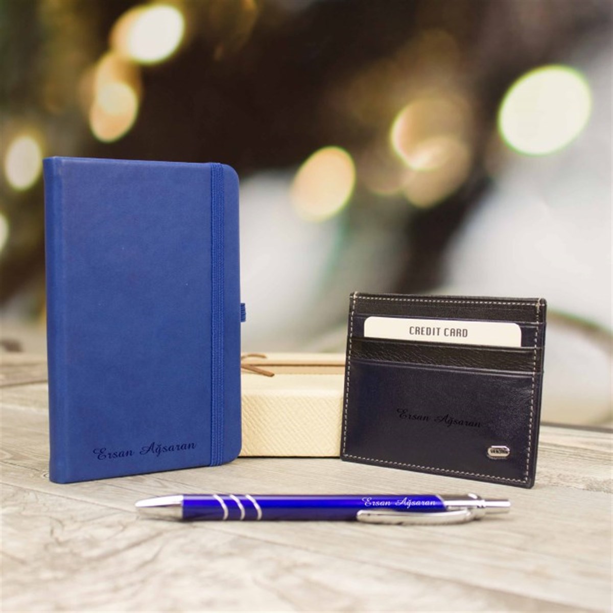 Kişiye Özel Defter Kartlık ve Kalem Seti Tasarım Kutulu - Lacivert