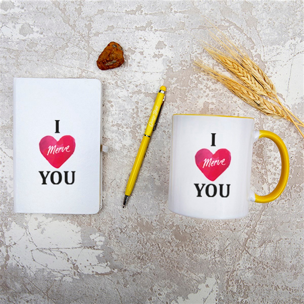 Kişiye Özel Defter Kupa ve Kalem Seti Hediye Kutusu - I Love You Temalı