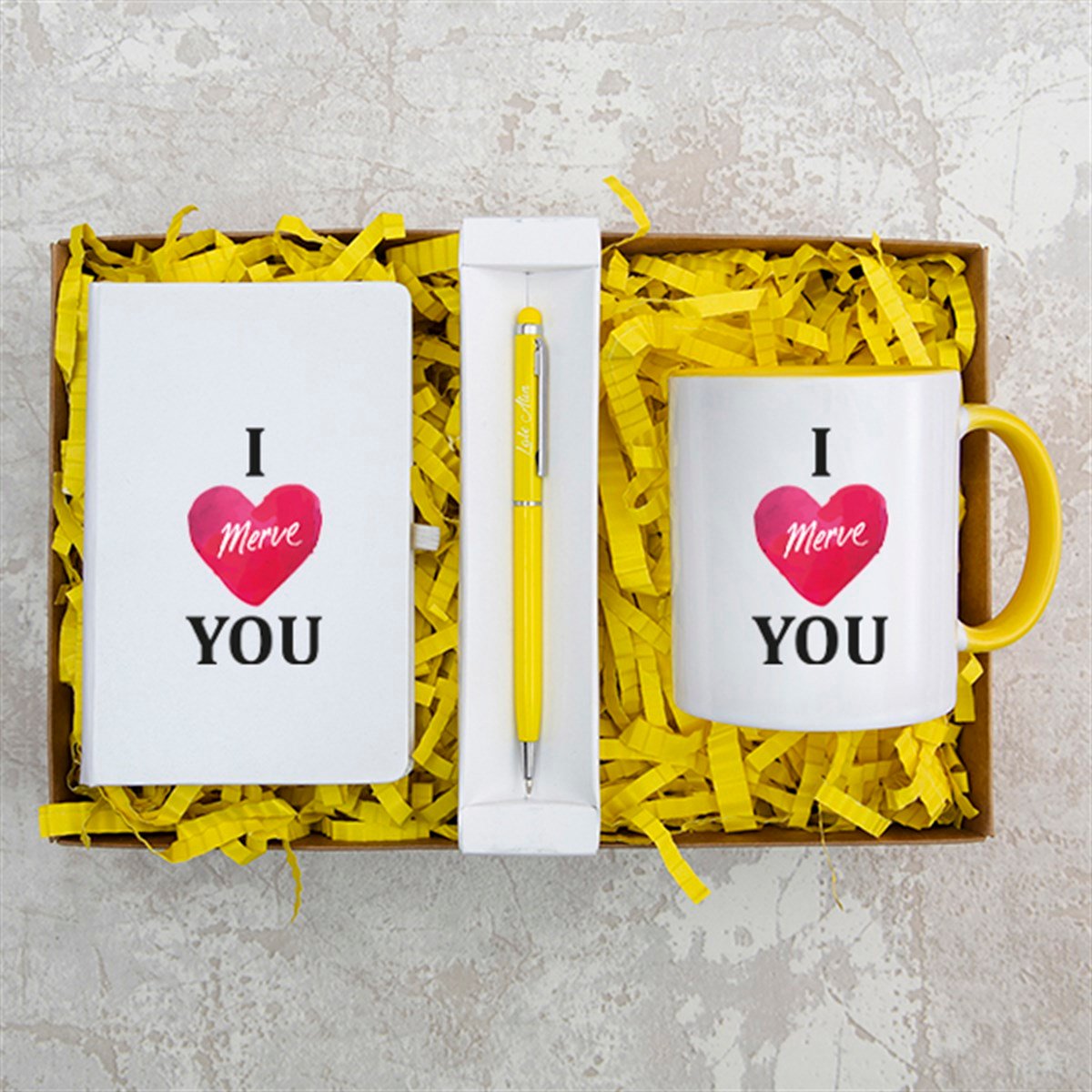 Kişiye Özel Defter Kupa ve Kalem Seti Hediye Kutusu - I Love You Temalı