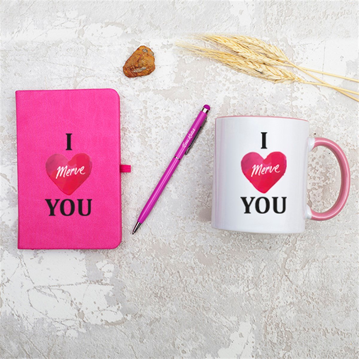 Kişiye Özel Defter Kupa ve Kalem Seti Hediye Kutusu - I Love You Temalı