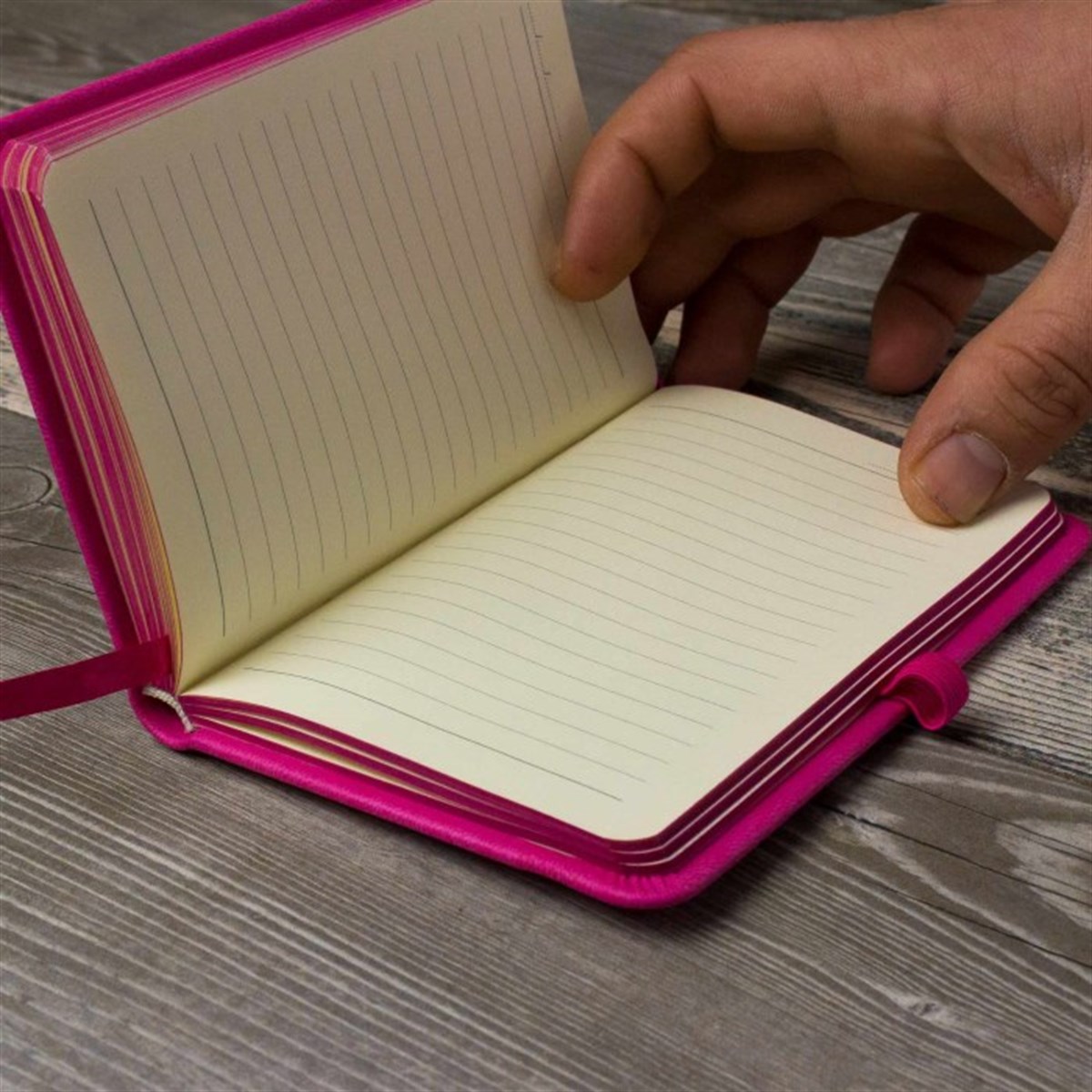 Kişiye Özel Pembe Defter Ayna ve Kalem Seti Tasarım Kutulu