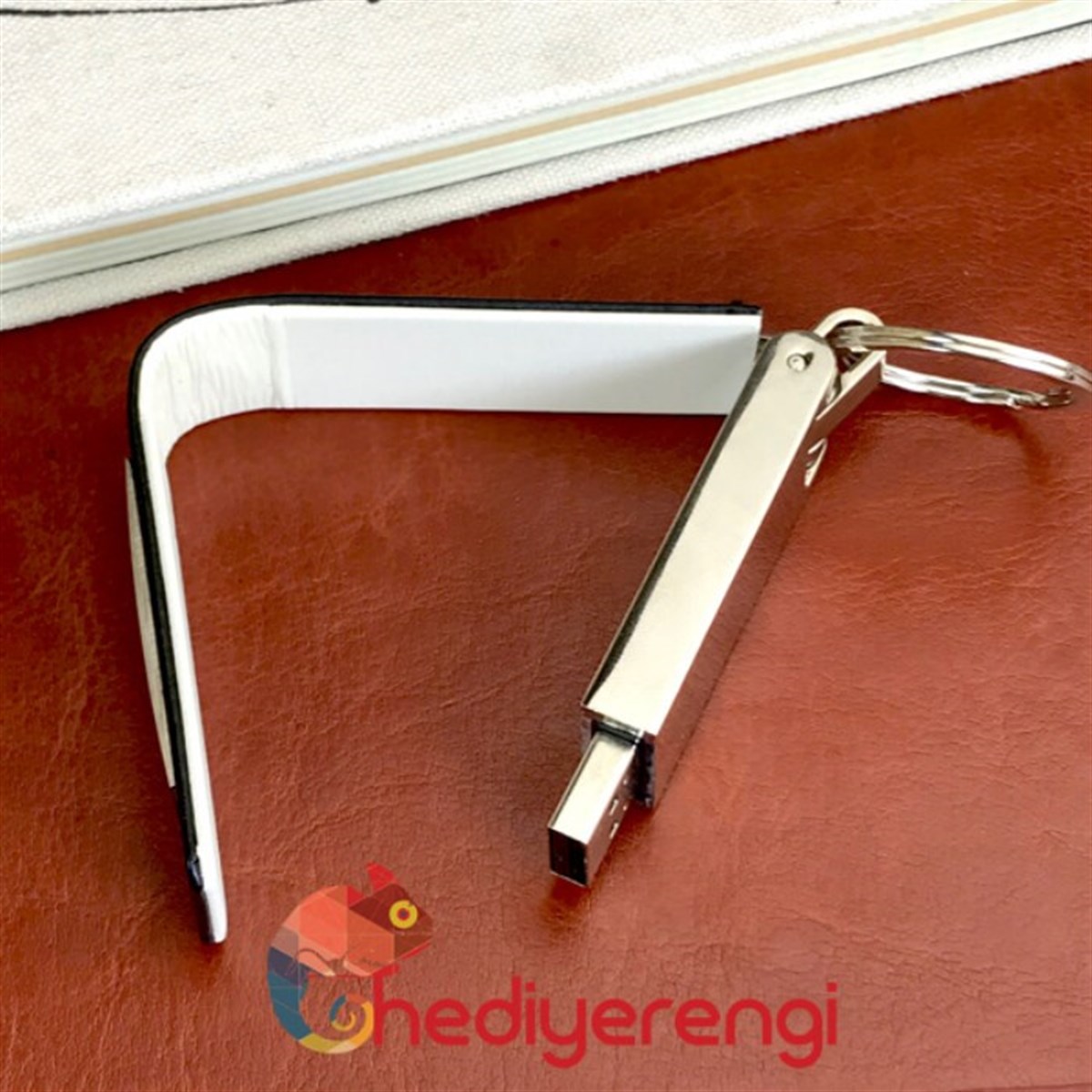 Kişiye Özel Siyah Deri Usb Bellek 8 Gb