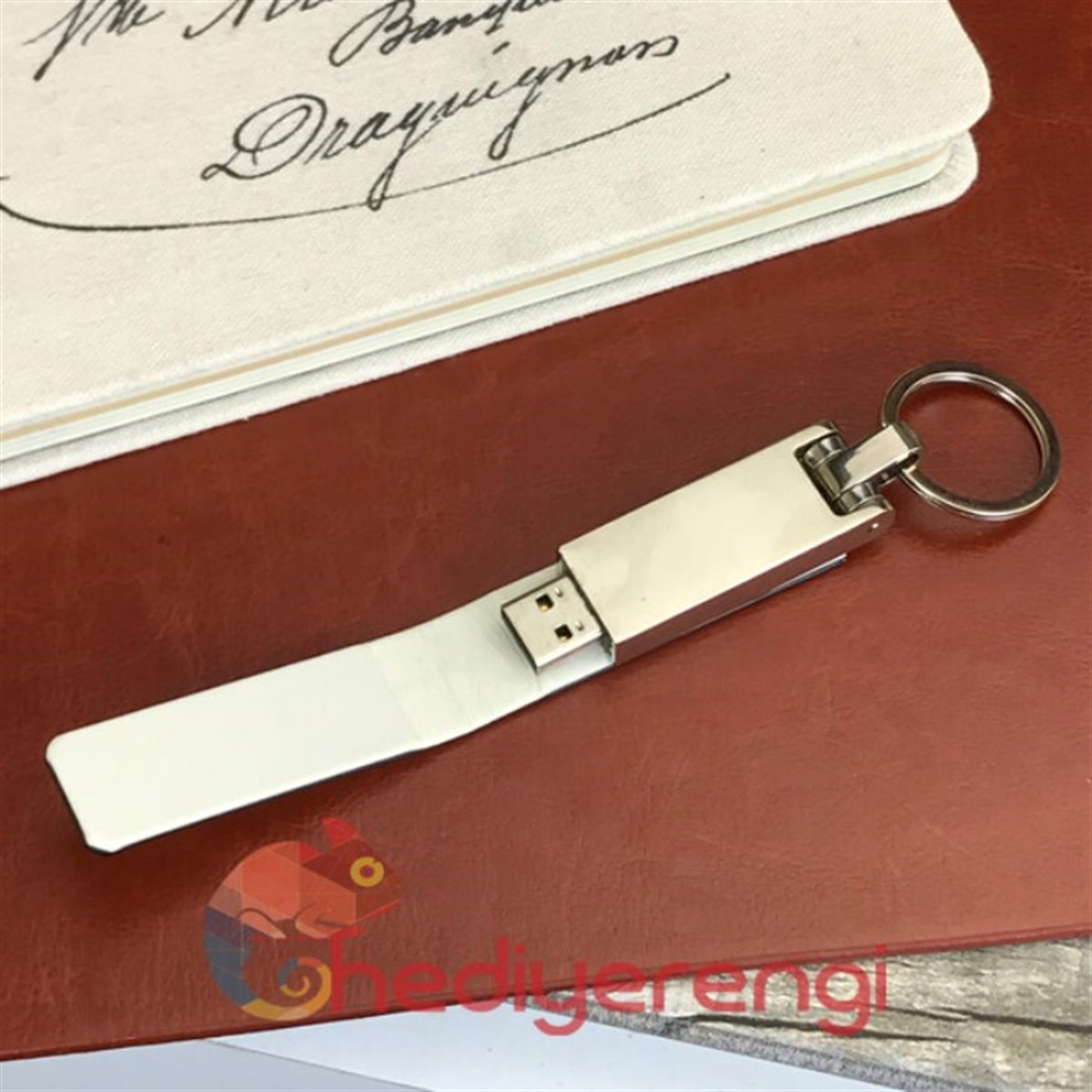 Kişiye Özel Siyah Deri Usb Bellek 8 Gb