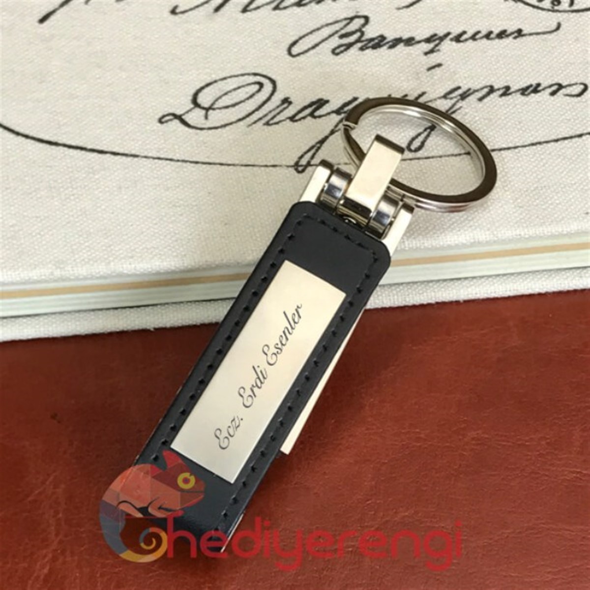 Kişiye Özel Siyah Deri Usb Bellek 8 Gb