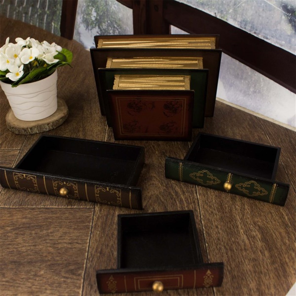 Nostaljik Kitaplar Tasarımlı Dekoratif Çekmece​li Biblo