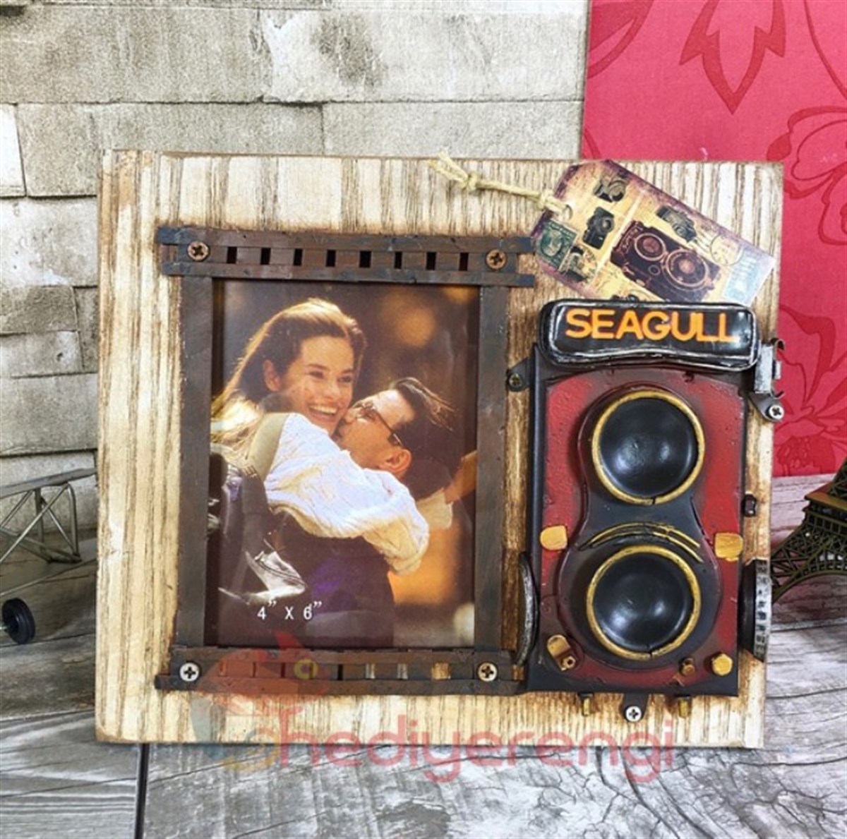 Nostaljik Metal Fotoğraf Makinesi Resim Çerçevesi