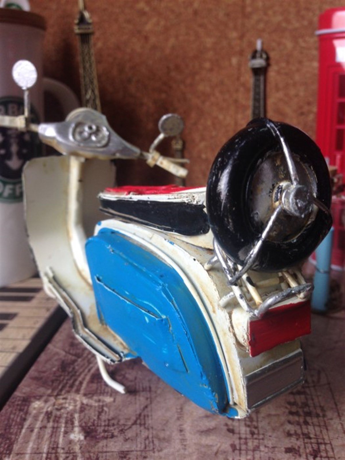 Nostaljik Metal Scooter