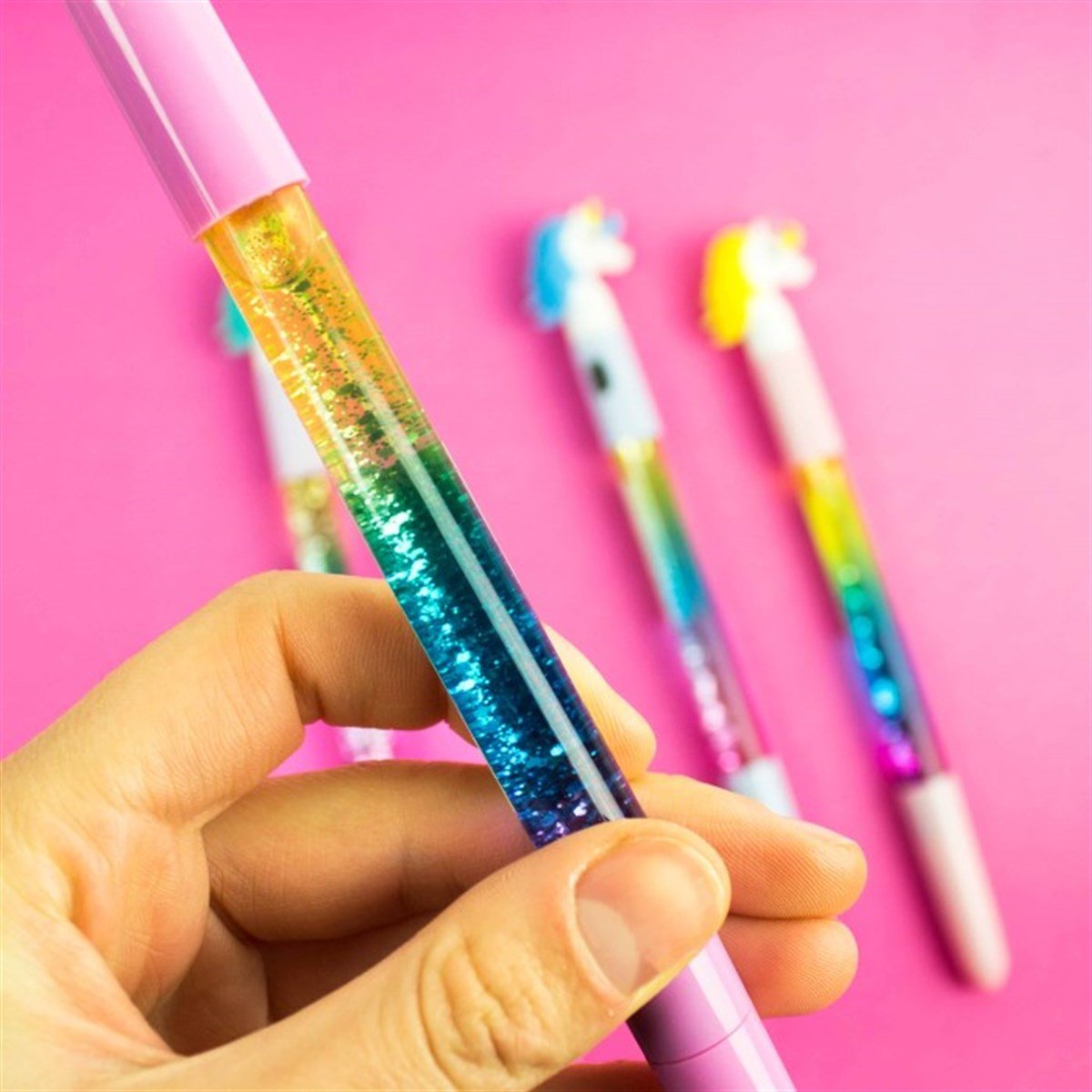 Unicorn Temalı Işıklı Sulu Pullu Roller Kalem​