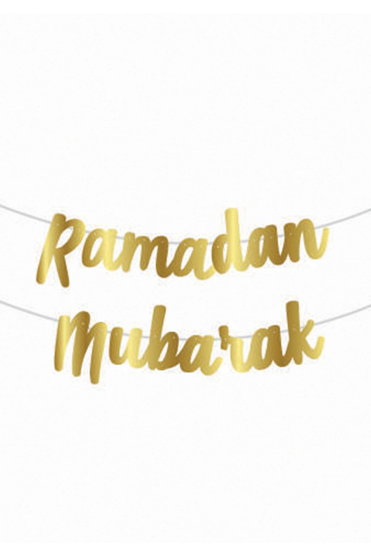 Ramadan Mubarak Kaligrafi Afiş Altın