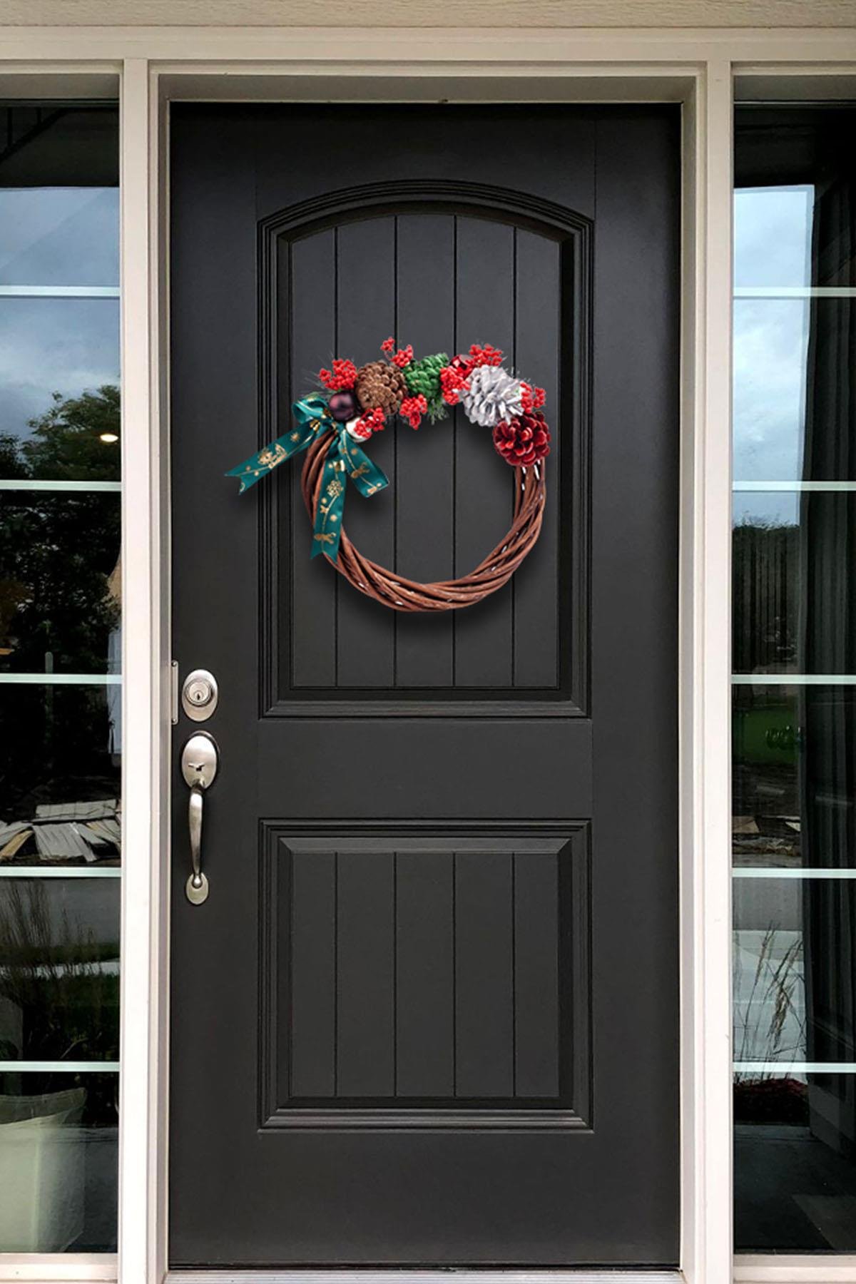 Yılbaşı Kırmızı Naturel Kapı Süsü Çelenk 25 cm