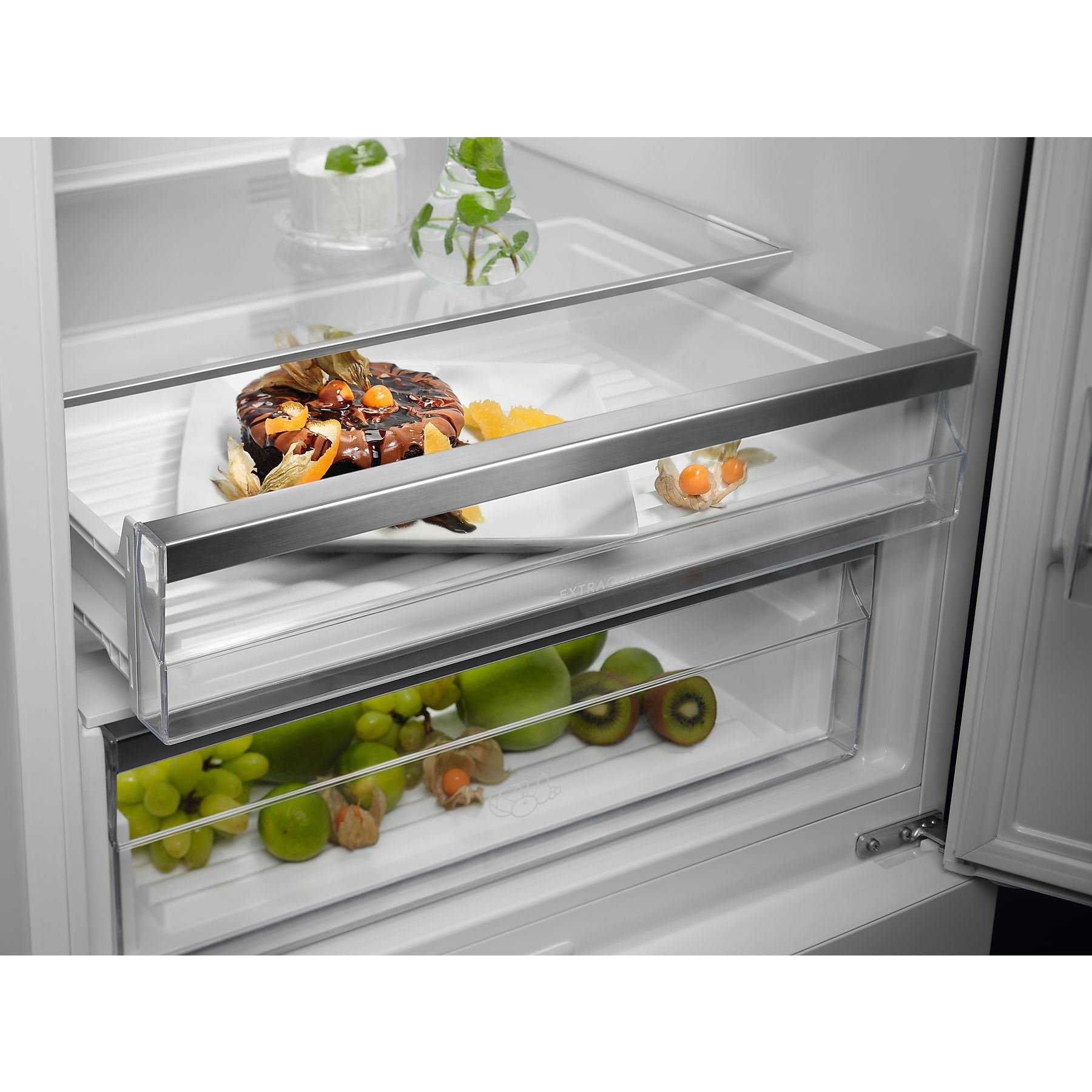 ELECTROLUX LNT6ME46W3 481 LT ALTTAN DONDURUCULU NO FROST BUZDOLABI