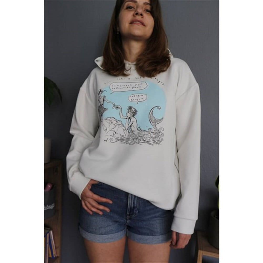 Beyaz Hoodie - Bir Rakı Balık Hikayesi