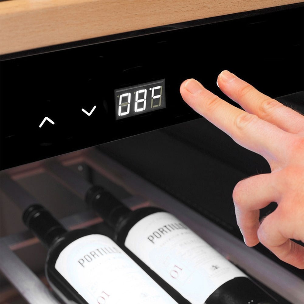 Caso Wine Comfort 24 Black Şarap DolabıCaso