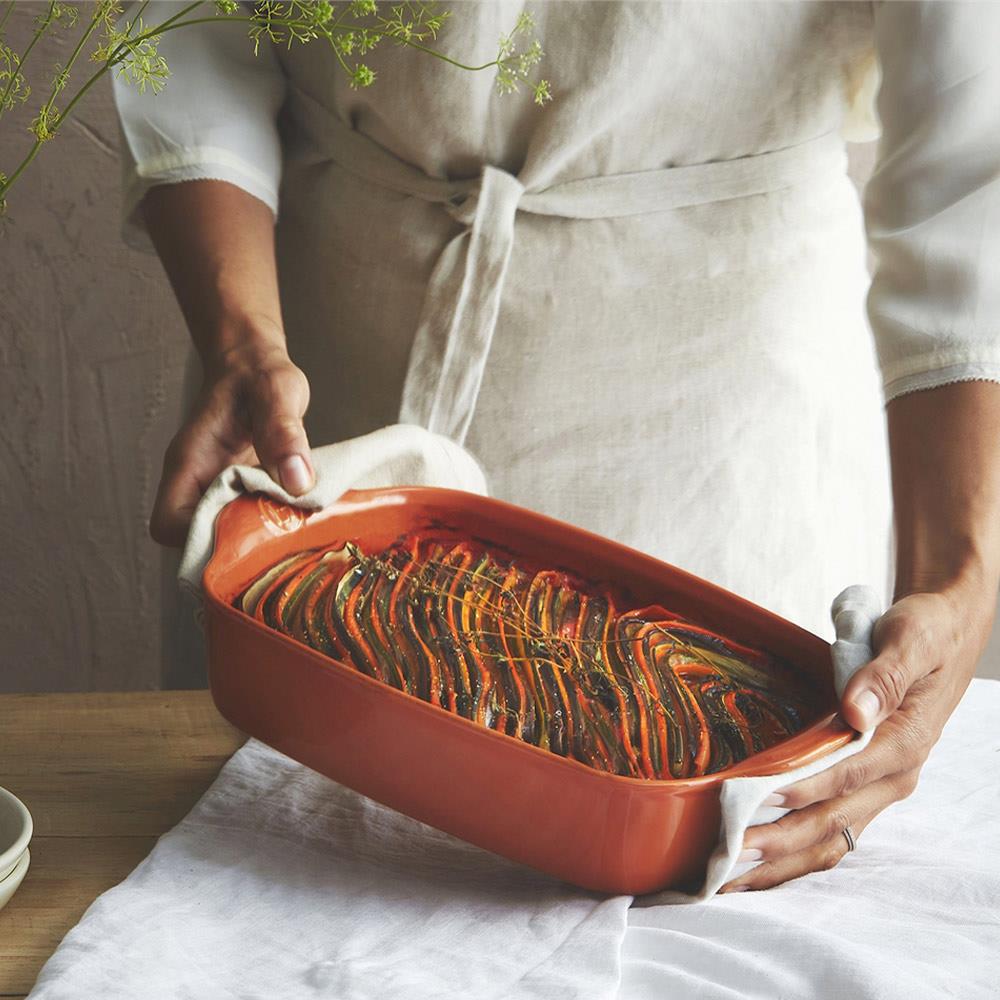 Emile Henry Fırın Kabı Dikdörtgen 14 x 22 cm Kırmızı/BurgundyEmile Henry