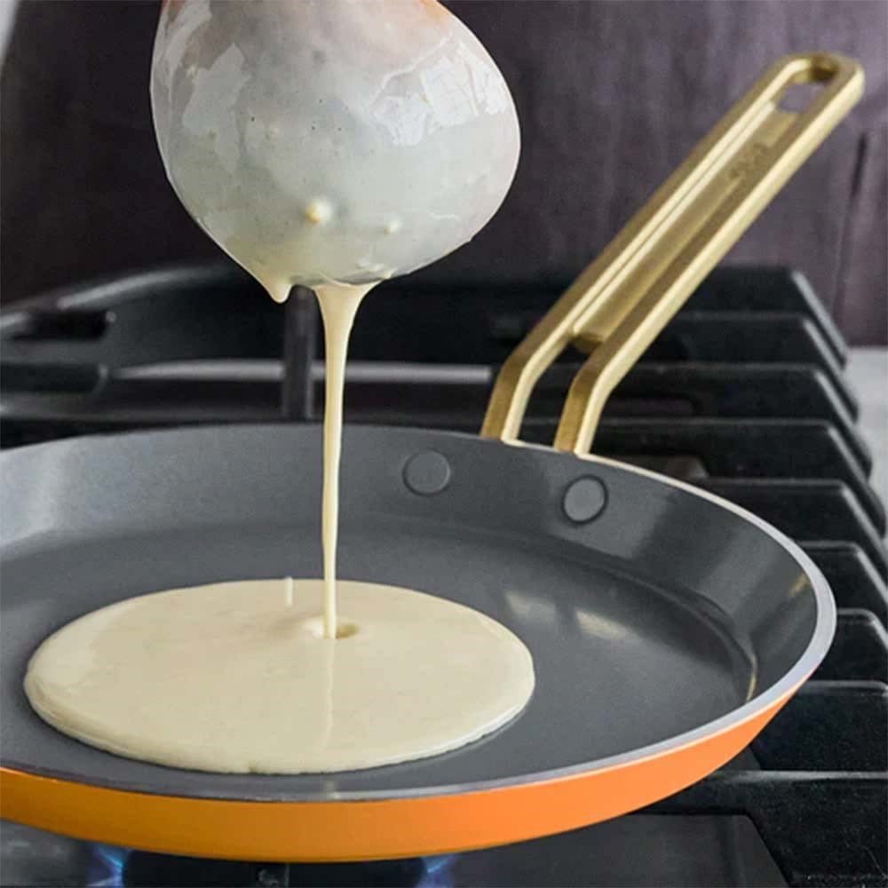 GreenPan Stanley Tucci™ Krep Tavası 25 cm Ayçiçeği SarısıGreenPan
