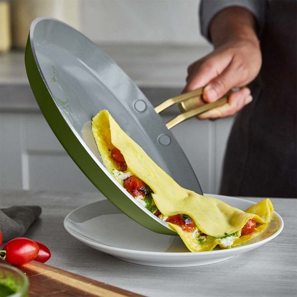 GreenPan Stanley Tucci™ Krep Tavası 25 cm Zeytin YeşiliGreenPan