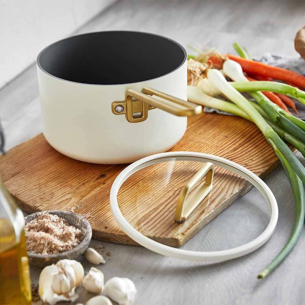 Greenpan Stanley Tucci™ Sos Tenceresi 20 cm Carrara BeyazıGreenPan