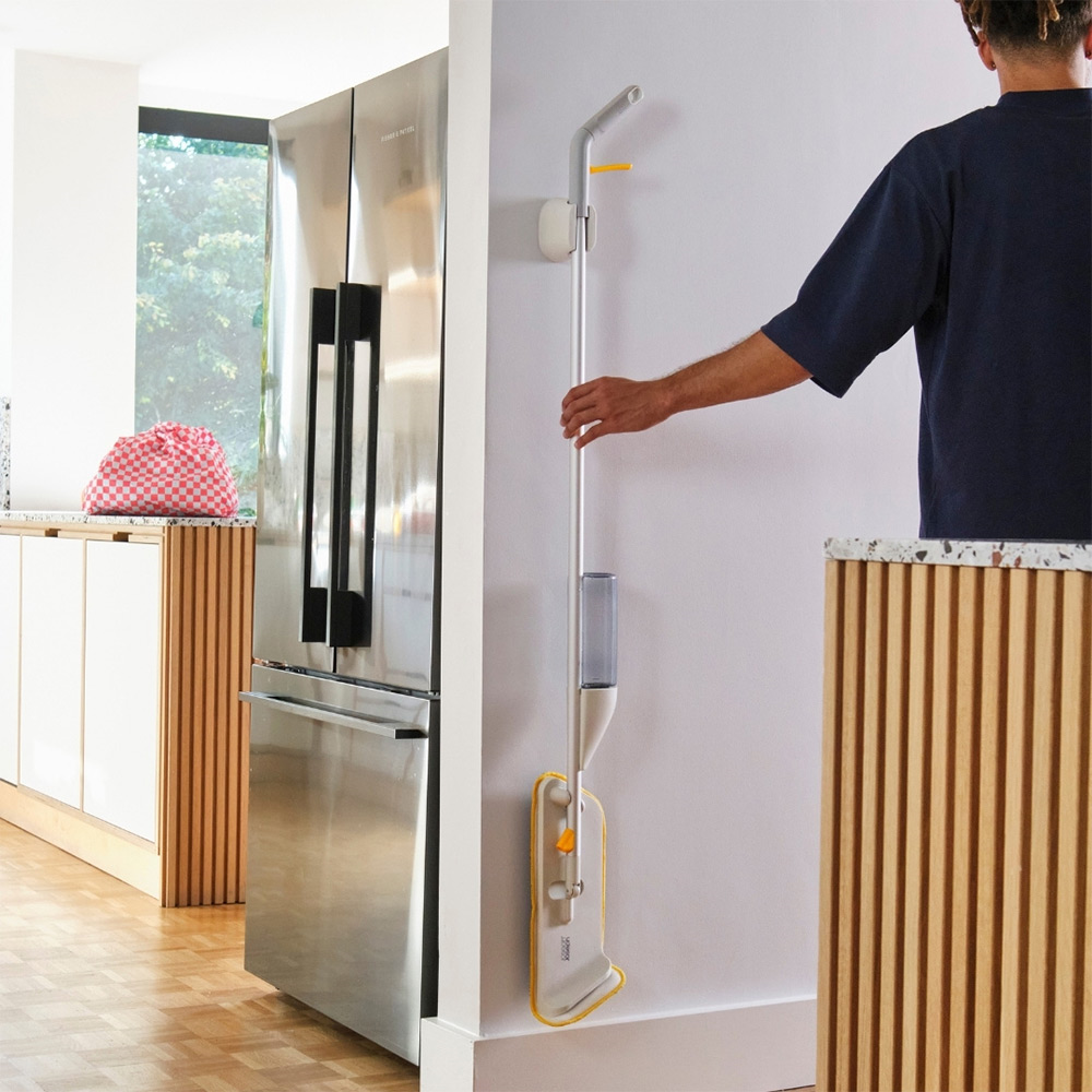 Joseph Joseph CleanTech™ 2'si 1 Arada Sprey MopJoseph Joseph