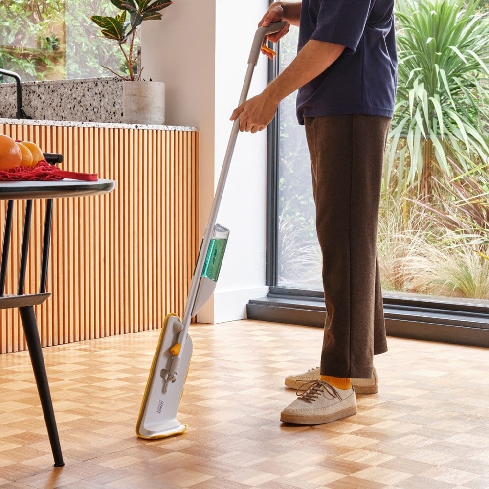 Joseph Joseph CleanTech™ 2'si 1 Arada Sprey MopJoseph Joseph
