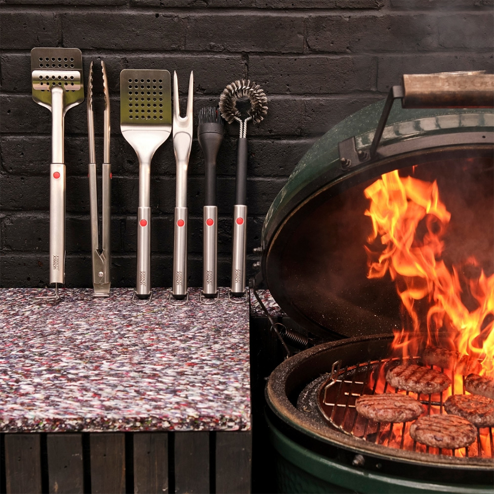 Joseph Joseph GrillOut™ Uzatılabilir Saplı Barbekü ÇatalıJoseph Joseph