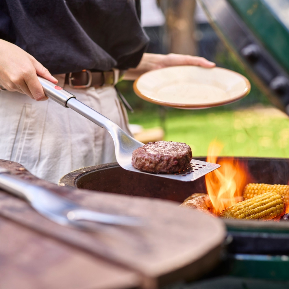 Joseph Joseph GrillOut™ Uzatılabilir Saplı Barbekü SpatulasıJoseph Joseph