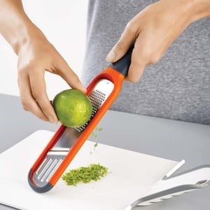 Joseph Joseph Handi-Grate™ 2'si 1 Arada Mini Rende ve Dilimleyici TuruncuJoseph Joseph