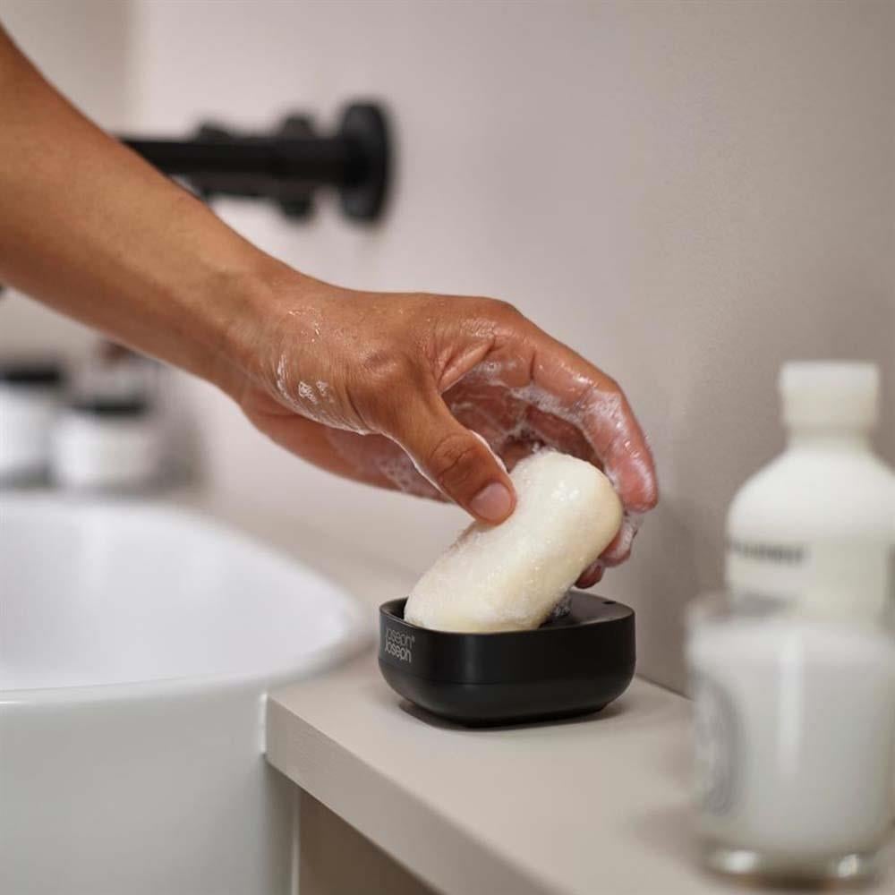 Joseph Joseph Slim™ Kompakt Sabunluk SiyahJoseph Joseph