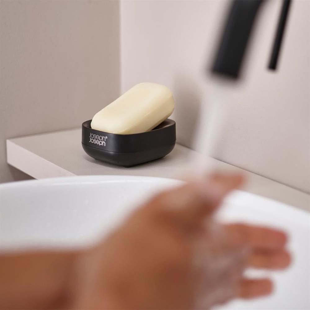 Joseph Joseph Slim™ Kompakt Sabunluk SiyahJoseph Joseph