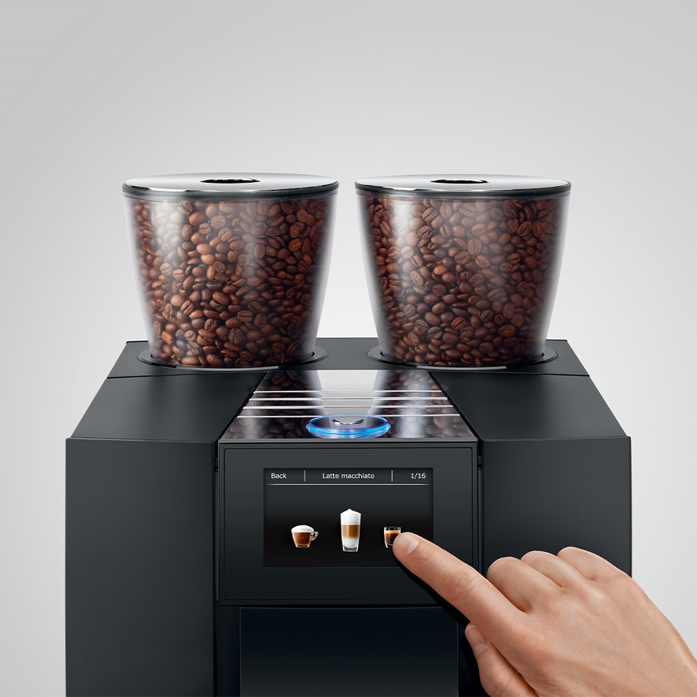 Jura GIGA X8c Profesyonel Kahve Makinesi Aluminum BlackJura