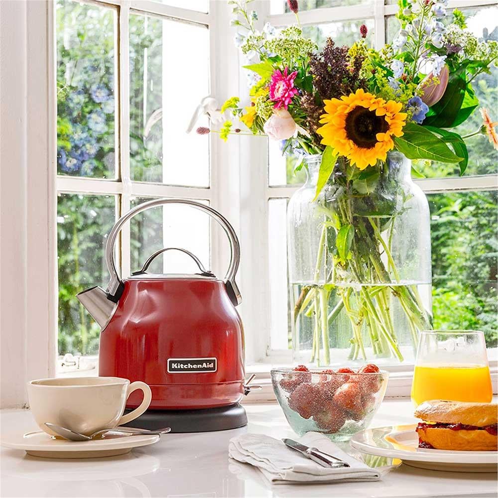 KitchenAid 5KEK1222EER 1,25 L Su Isıtıcısı Empire RedKitchenAid