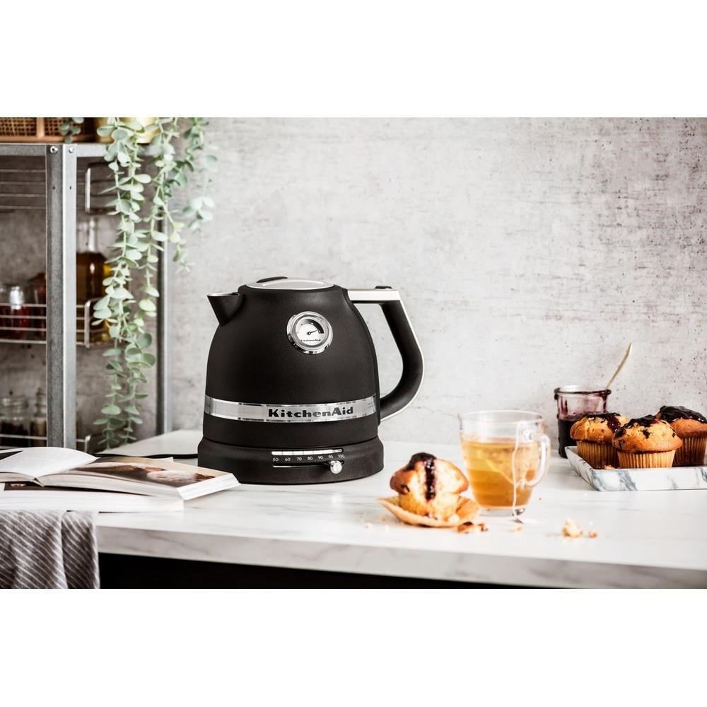 KitchenAid 5KEK1522EBK Artisan 1,5 L Su Isıtıcısı Cast Iron BlackKitchenAid
