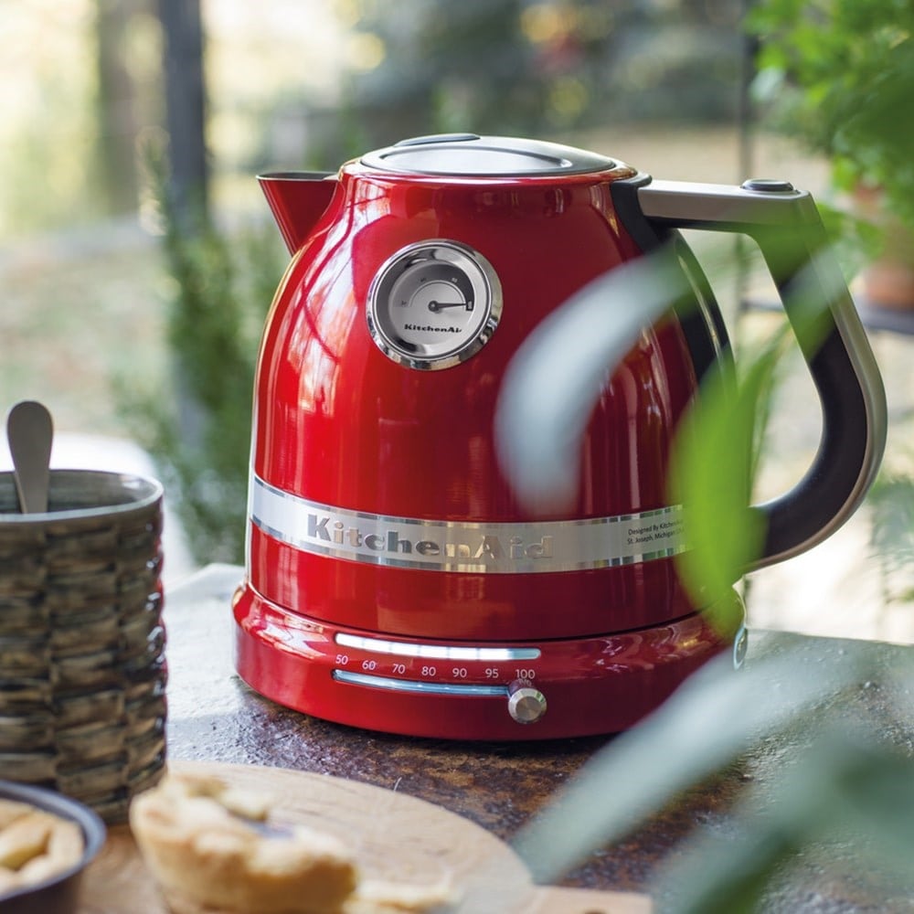 KitchenAid 5KEK1522EER Artisan 1,5 L Su Isıtıcısı Empire RedKitchenAid