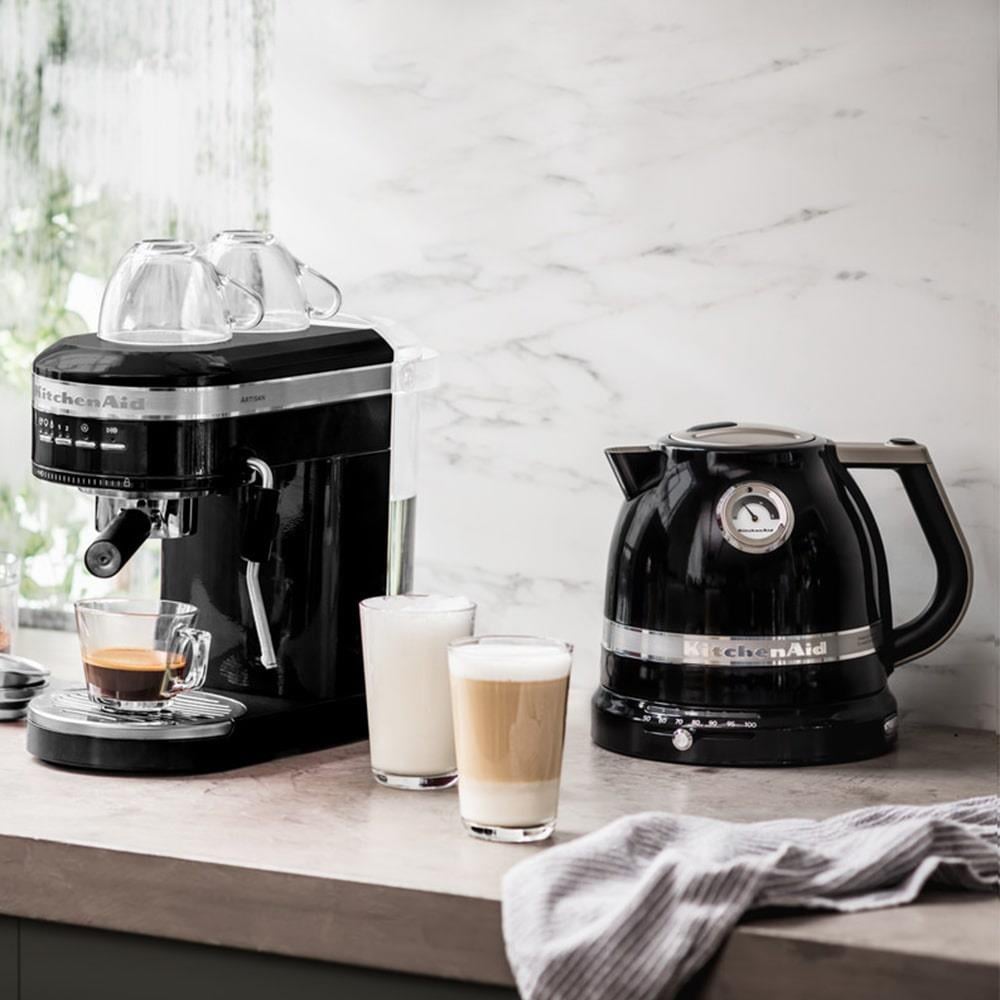 KitchenAid 5KEK1522EOB Artisan 1,5 L Su Isıtıcısı Onyx BlackKitchenAid