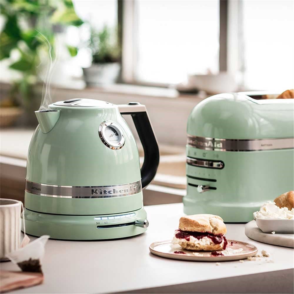 KitchenAid 5KEK1522EPT Artisan 1,5 L Su Isıtıcısı PistachioKitchenAid