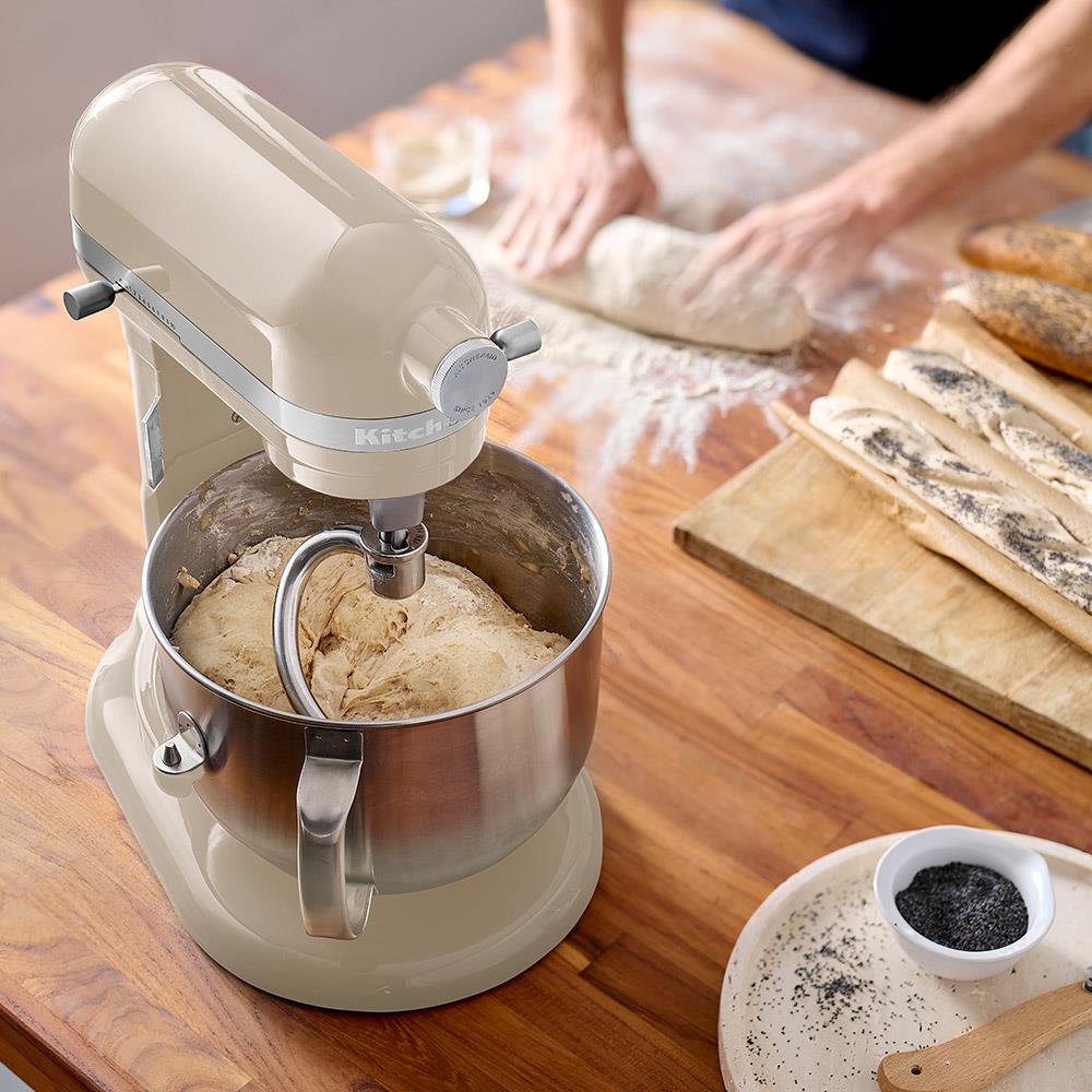 KitchenAid 5KSM70SHX Artisan 6,6 L Stand Mikser Almond CreamKitchenAid