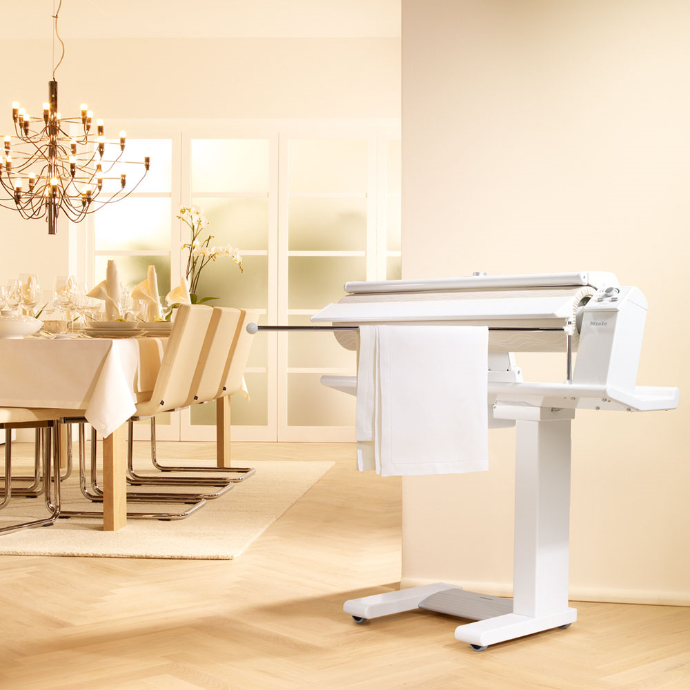 Miele B 995 Rulo ÜtüMiele