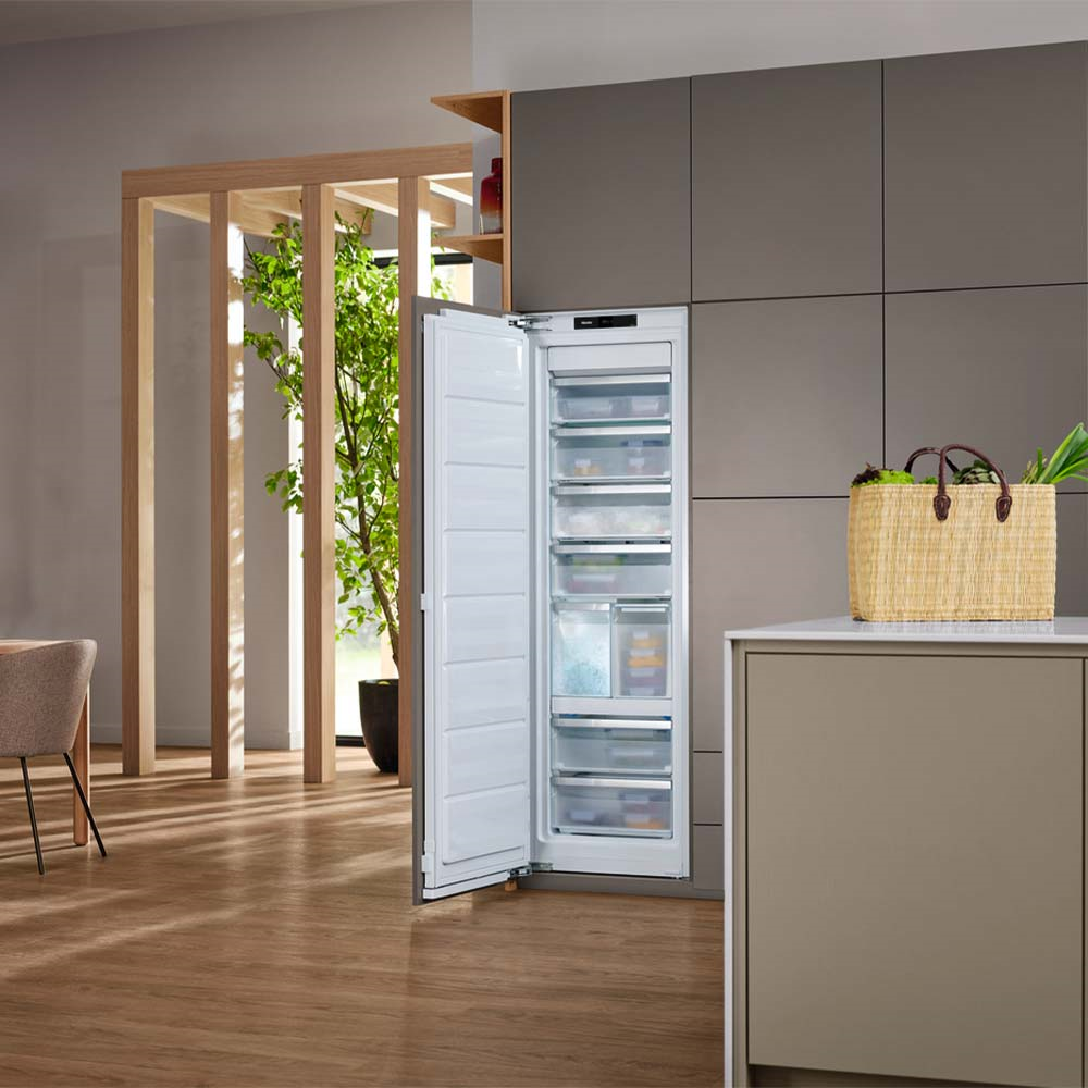 Miele FNS 7794 D L Ankastre Dondurucu D Enerji Sınıfı ActiveDoor BeyazMiele