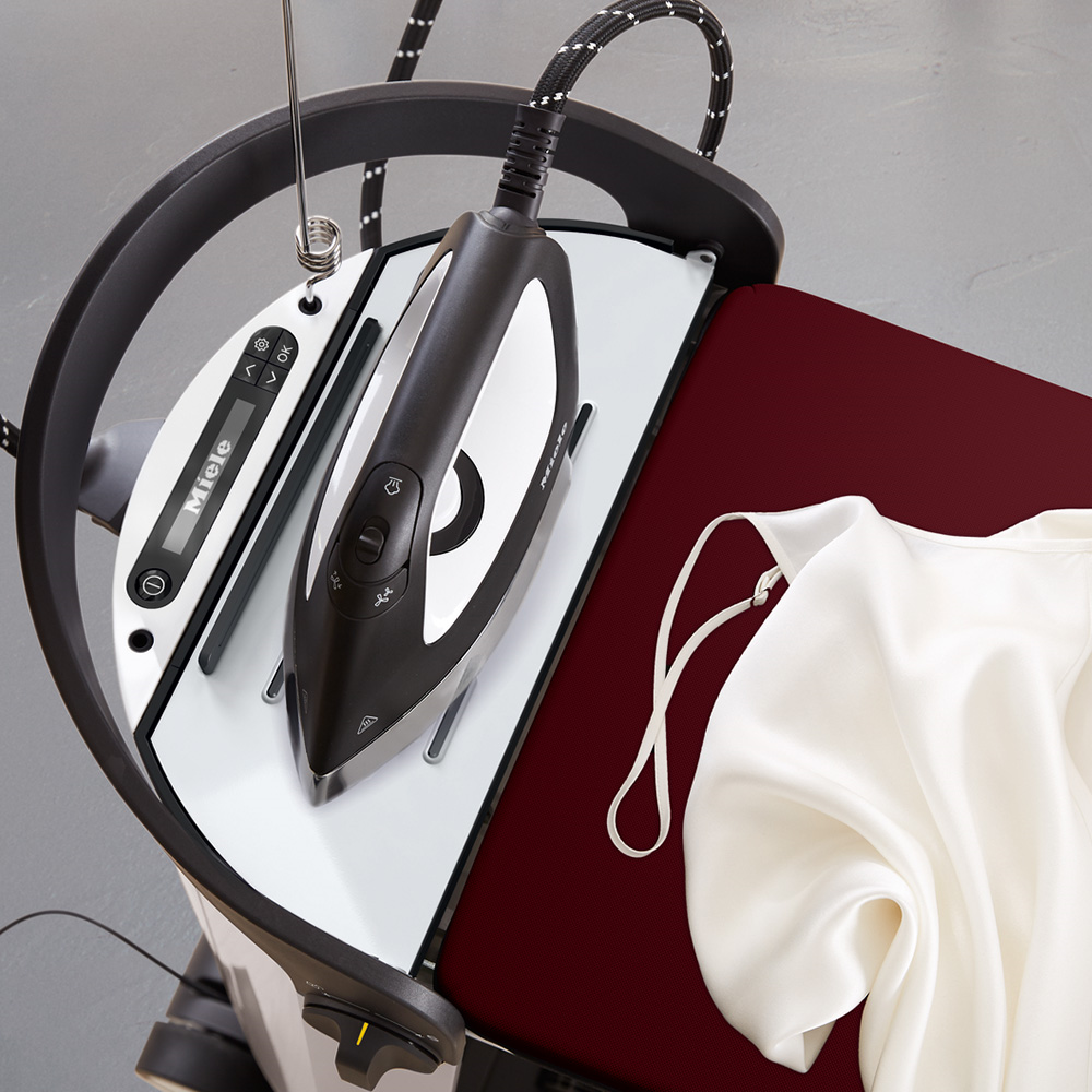 Miele WTR860 WPM Fashion Master Buharlı Ütü Sistemi Antrasit GriMiele