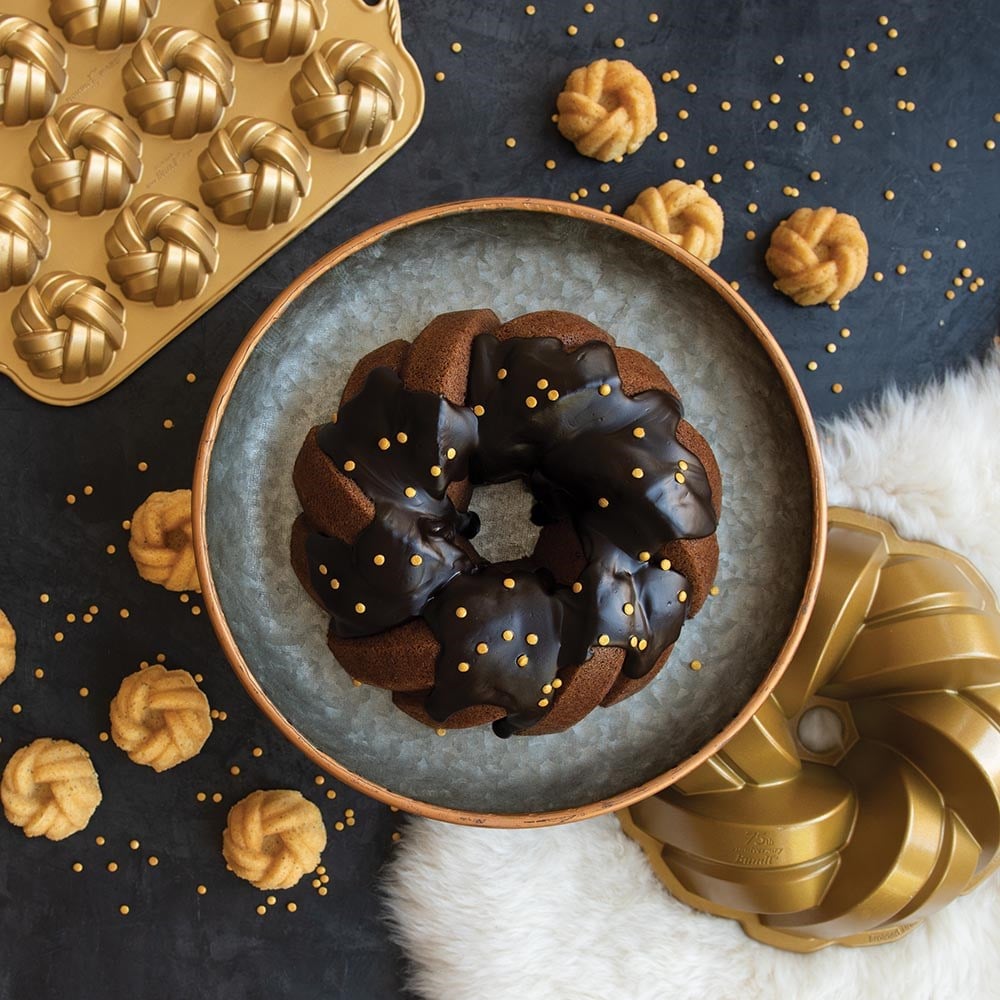 Nordic Ware 75th Anniversary Braided Bundt Pan Kek KalıbıNordic Ware