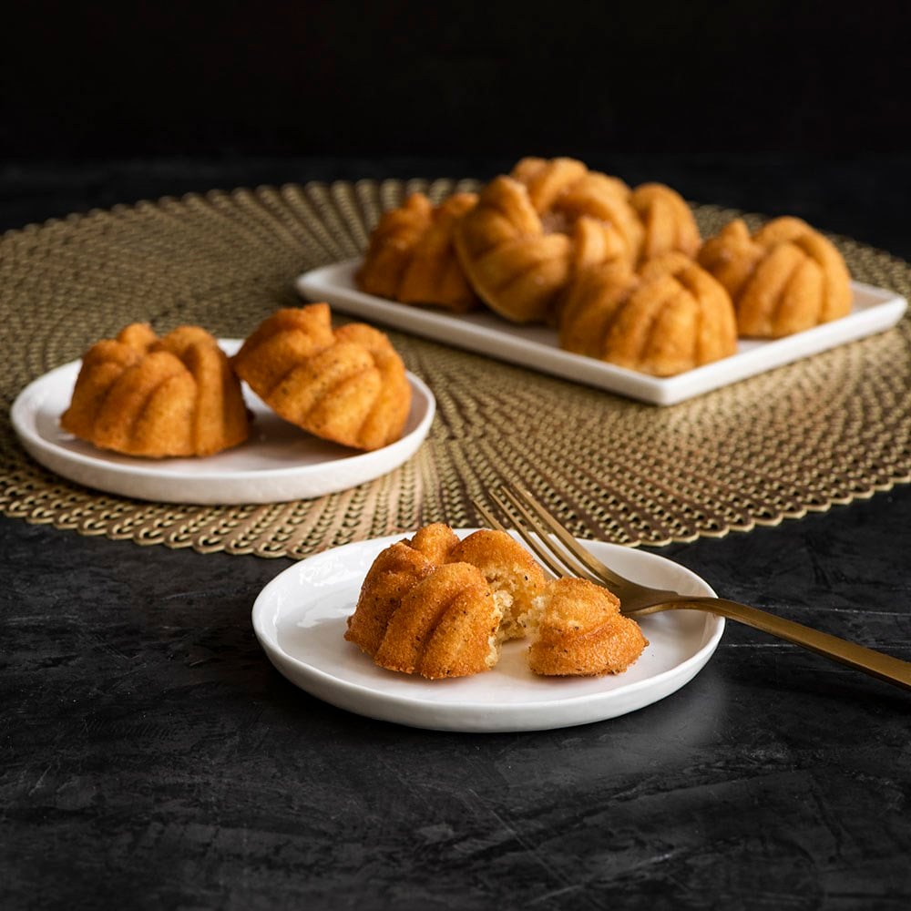 Nordic Ware Braided Mini Bundt Pan Kek KalıbıNordic Ware