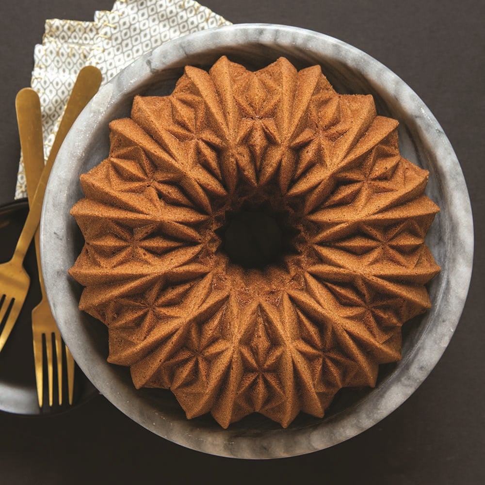 Nordic Ware Cut Crystal Bundt Pan Kek KalıbıNordic Ware