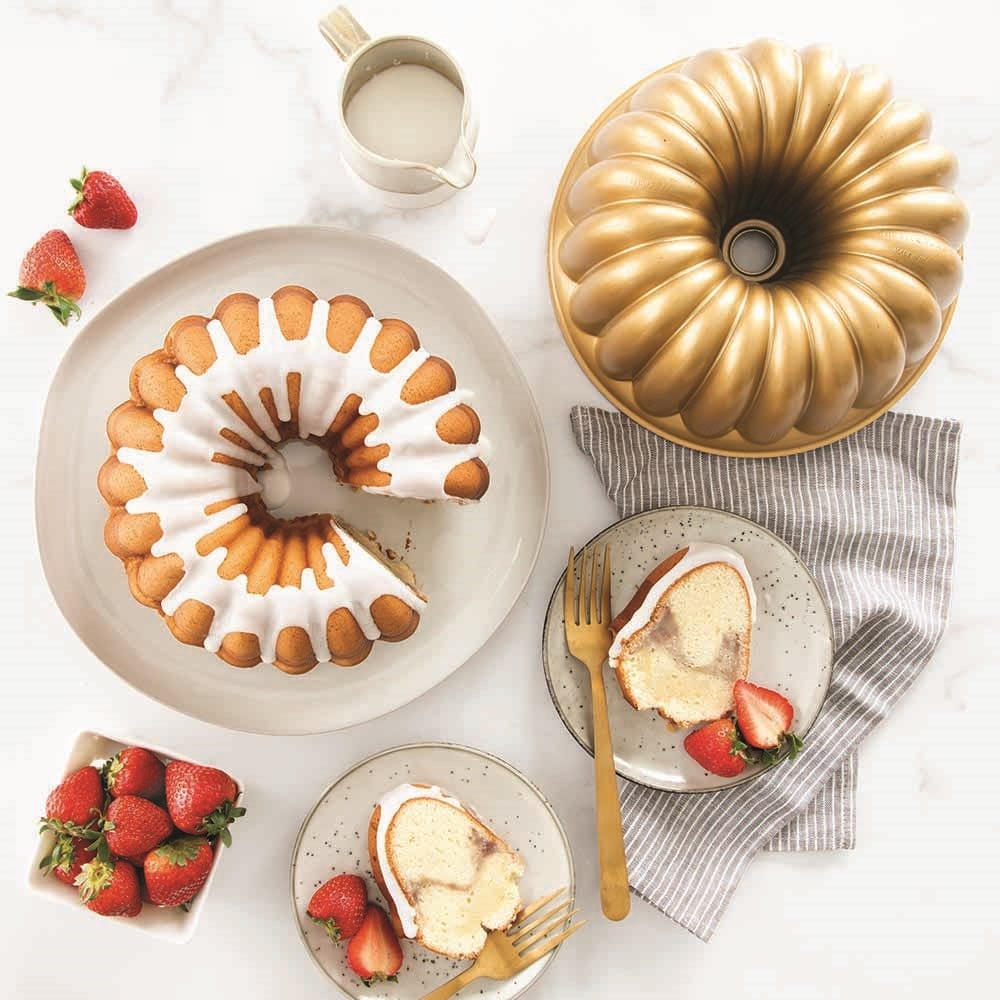 Nordic Ware Elegant Party Bundt Pan Kek KalıbıNordic Ware