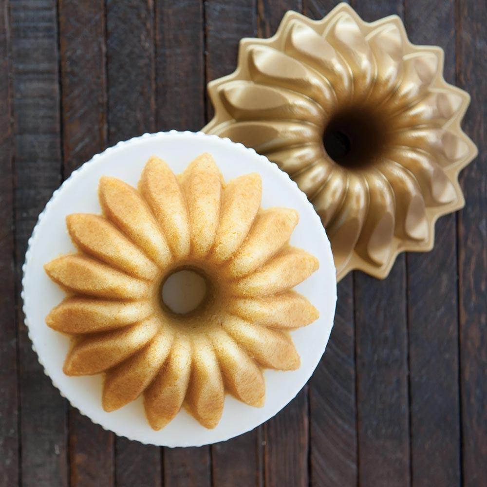 Nordic Ware Lotus Bundt Kek Kalıbı 21 cmNordic Ware