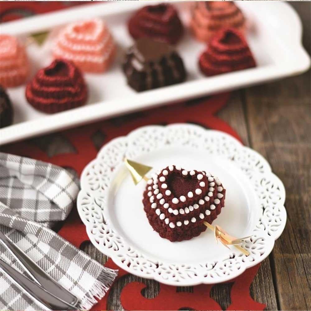 Nordic Ware Mini Kalp Kek Kalıbı 6'lı 18 x 30 cmNordic Ware
